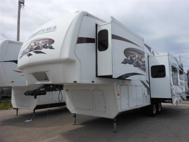 Used 2008 Keystone Montana 2955RL Fifth Wheel For Sale